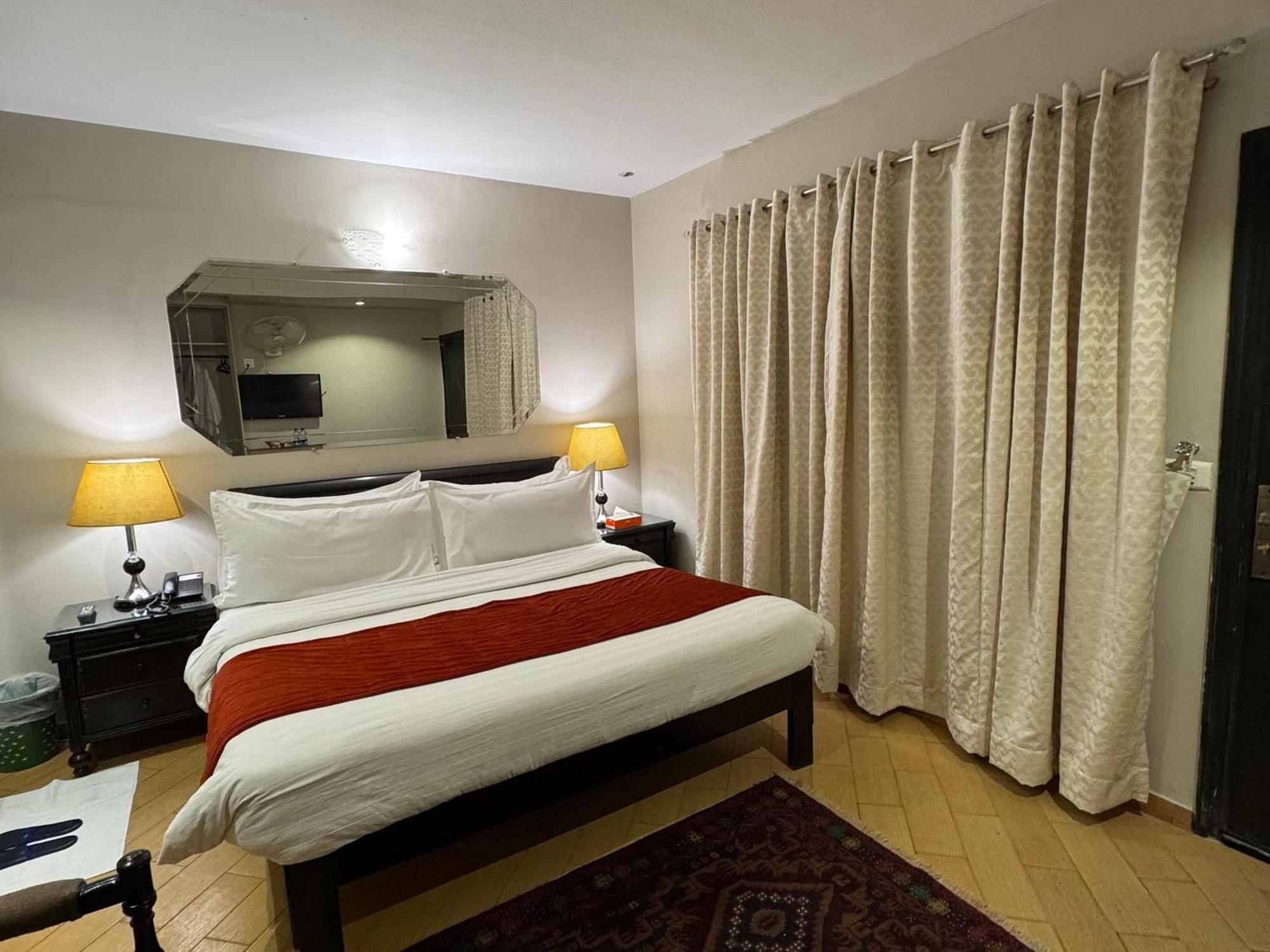 Maisonette Firhill Hotel & Resort Murree Bagian luar foto